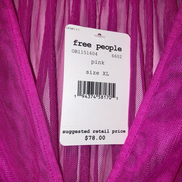 Free people NEW XL sheer v-neck cropped silhouette. - Picture 5 of 5